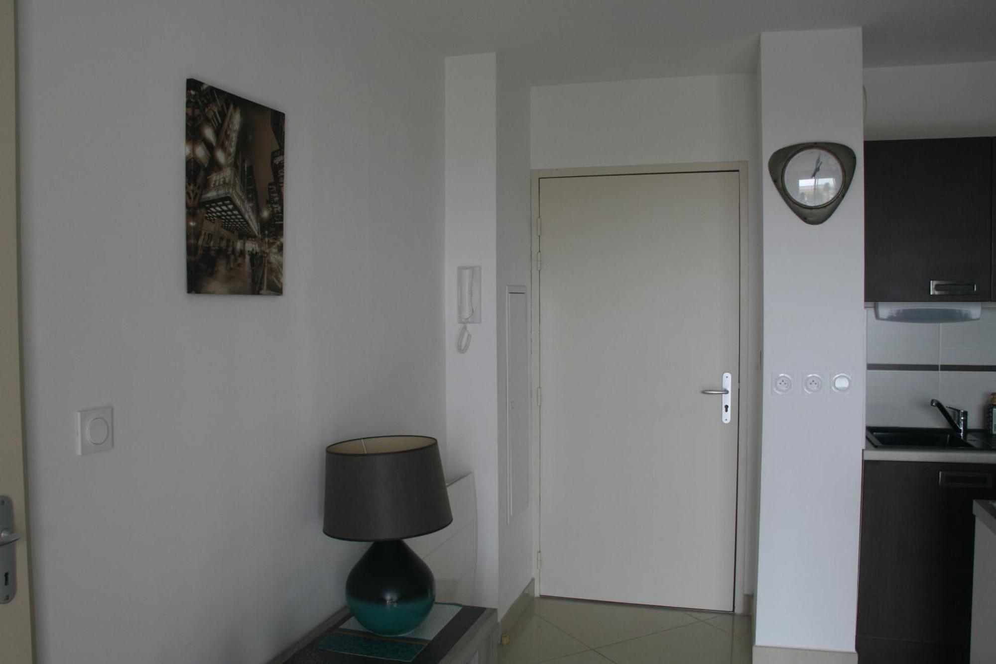 T2 Moderne Avec Terrasse A 100M De La Plage Et Parking Securise 4 Pers Maxi Saint-Pierre-la-Mer  Luaran gambar